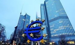 Euro Bölgesi ekonomisi büyümeye geri döndü