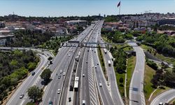 Tatil sonrası İstanbul'da haftanın ilk iş gününde trafik akışı sakin