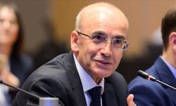 Mehmet Şimşek, Singapur'da verimli temaslarda bulunduklarını bildirdi