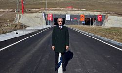 Bakan Uraloğlu: Güzergahı 4 kilometre kısaltarak, seyahat süresini 35 dakikadan 10 dakikaya düşürdük