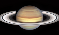 Satürn’ün halkaları kayboluyor!