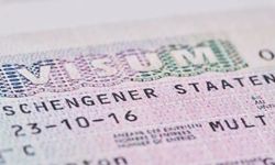 AB: Schengen vizesinde sorun var, Türklere engelleme yok