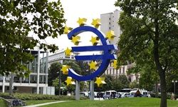 Euro Bölgesi'nde enflasyon hedefe yaklaşıyor