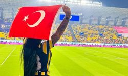 Fenerbahçeli Henrique'nin eşi Türk bayrağıyla Atatürk'ün sözünü paylaştı