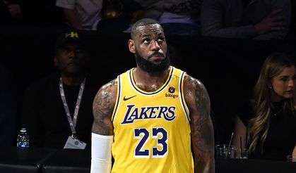 LeBron James, NBA tarihinde 40 bin sayı barajını geçen ilk oyuncu oldu