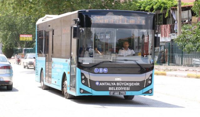 Antalya'da toplu taşıma ücretlerine zam