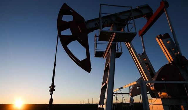 Brent petrolün varil fiyatı 83,81 dolar oldu