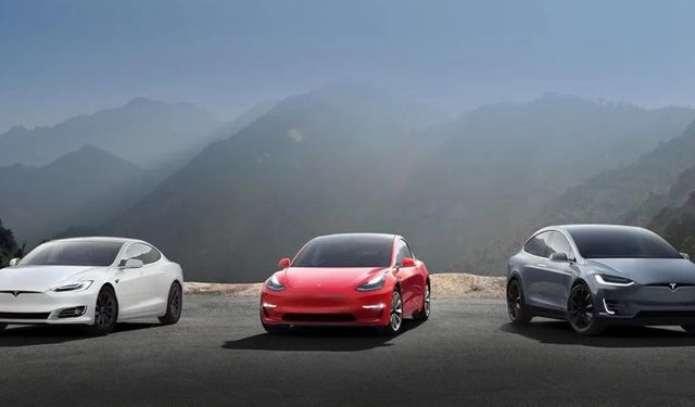 Tesla 125 bin aracı geri çağıracak
