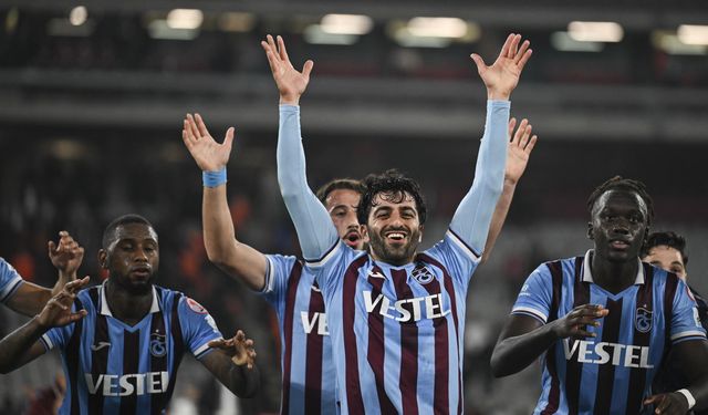 Karagümrük'ü 4-0 yenen Trabzon, Türkiye Kupası finalinde Beşiktaş'ın rakibi oldu