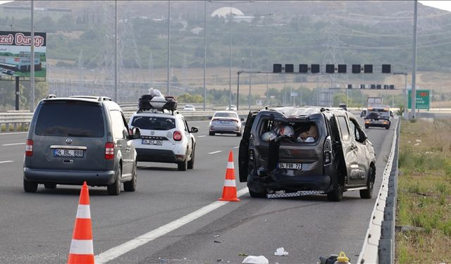 Kuzey Marmara Otoyolu'nda kazada 7 kişi yaralandı