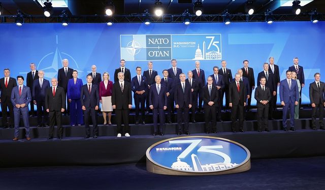 NATO Zirvesi'nde ilk oturum başladı
