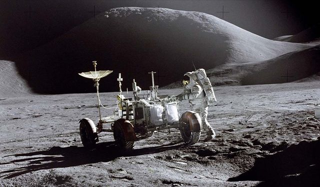 Ay'da astronotların kullanabileceği bir mağara olduğu belirtildi