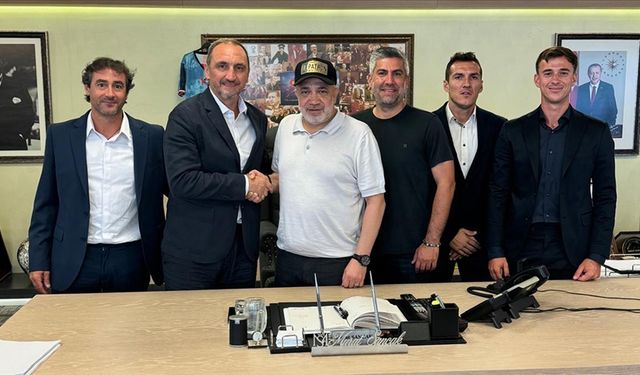 Adana Demirspor'un yeni teknik direktörü Michail Valkanis oldu