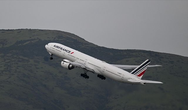 Air France, 6 Ağustos'a kadar olan Beyrut'a uçuşlarını askıya aldı