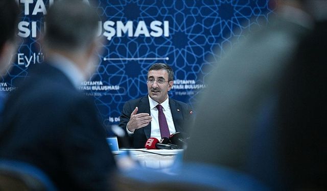 Cevdet Yılmaz: İhracatçılarımız için gelecek yıl daha olumlu bir perspektife sahibiz