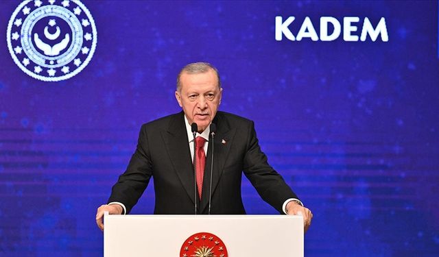 Cumhurbaşkanı Erdoğan: Değerli dostum Trump'tan eski yönetimin hatalı politikalarını terk etmesini bekliyoruz