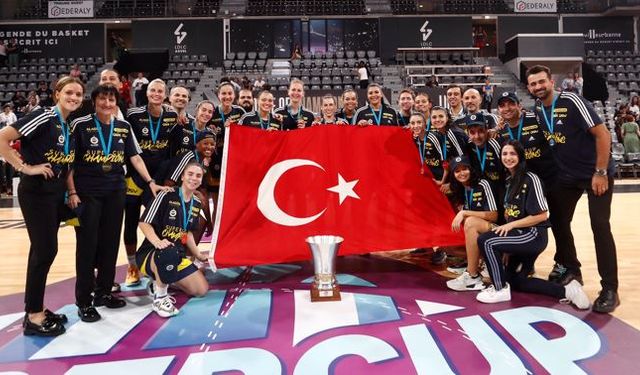 Fenerbahçe, rekor sayıyla FIBA Kadınlar Süper Kupa'nın sahibi oldu