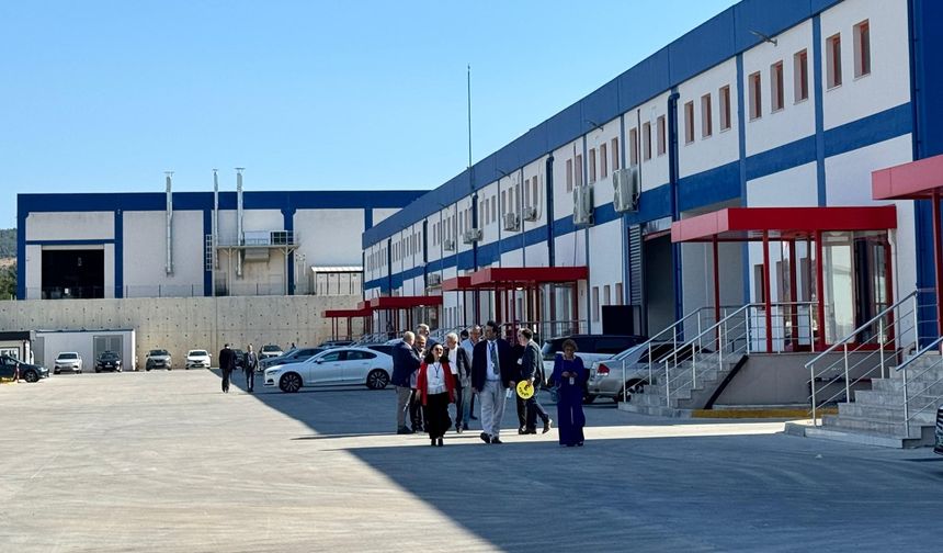 Zenith firması İzmir'de endüstriyel raf fabrikası açtı