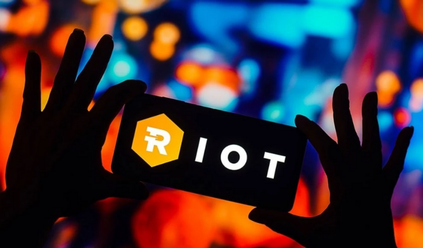 Bitcoin madencilik firması Riot Platforms, Block Mining'i 92,5 milyon dolara satın aldı