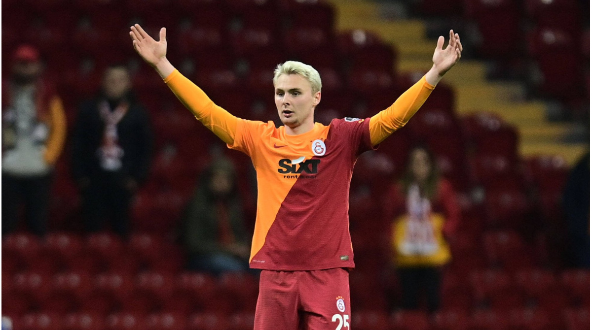 Victor Nelsson - Galatasaray Eski piyasa değeri: 16.5 milyon euro Yeni piyasa değeri: 18 milyon euro